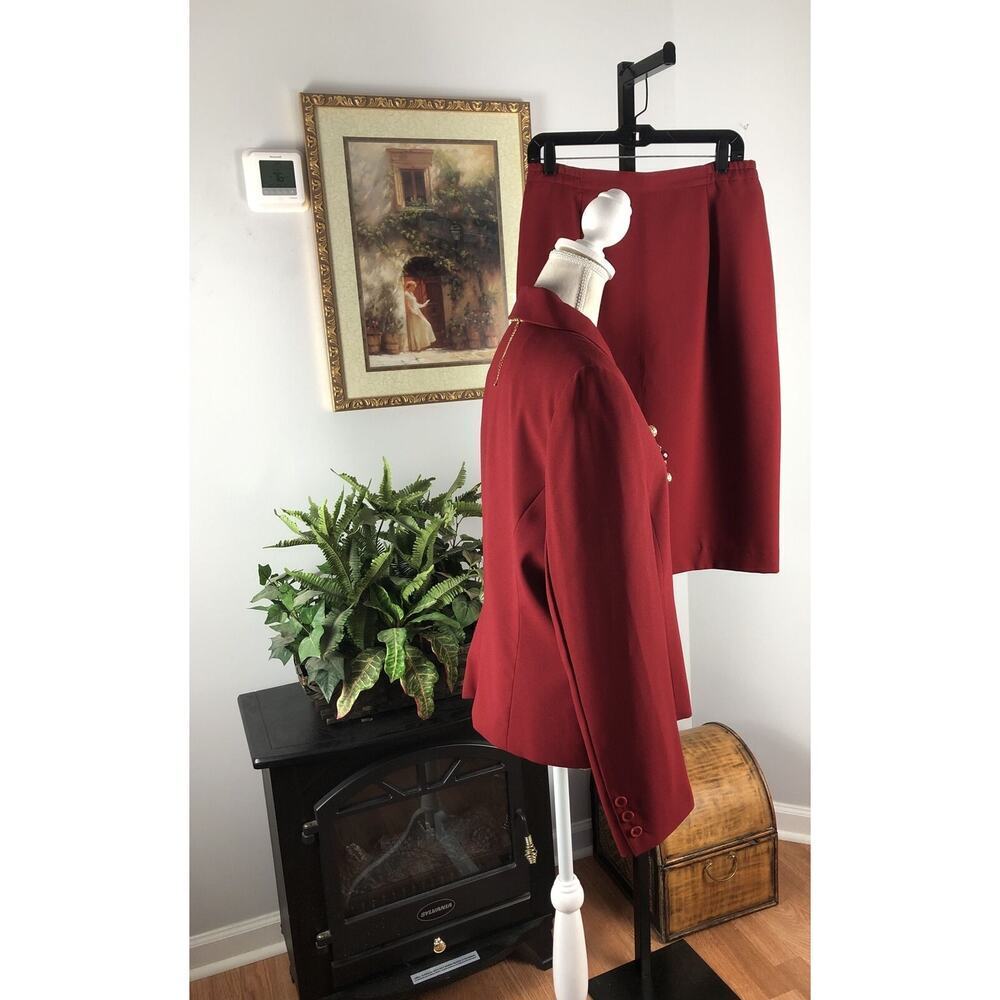 Morgan Miller 2 Pcs Skirt Suite Size 12 Red Long Sleeve 4 Button Lined Collared - Picture 5 of 14